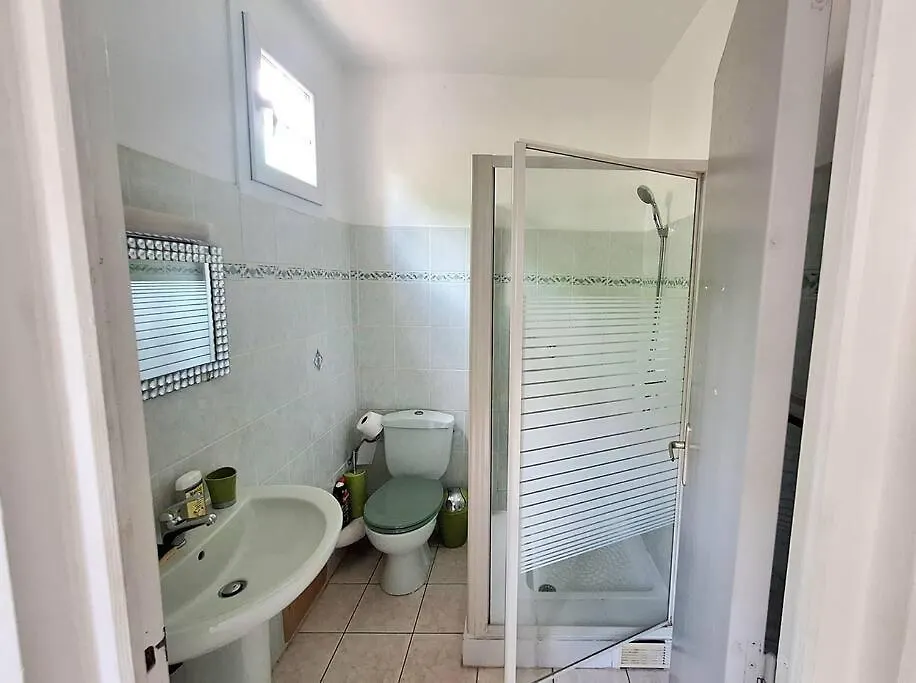 Cosy Bas De Villa 勒拉芒坦 公寓
