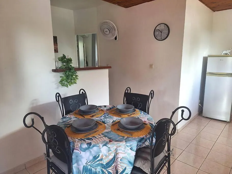 Cosy Bas De Villa 勒拉芒坦 公寓