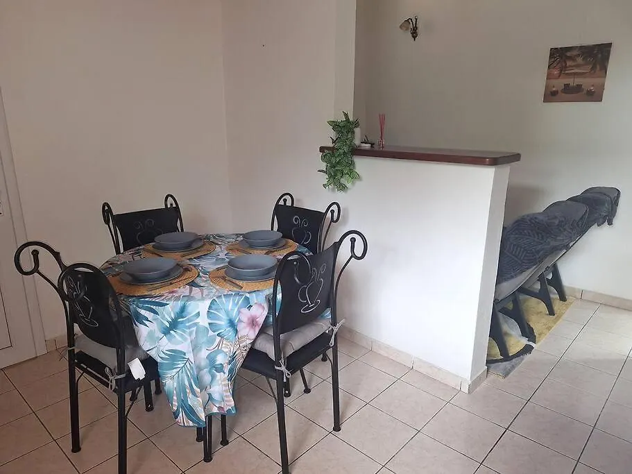 شقة Cosy Bas De Villa لو لامينتين
